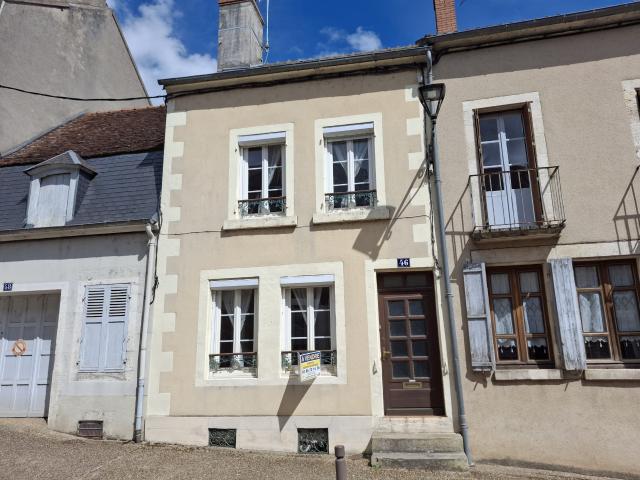 Maison vente à Cosne-Cours-sur-Loire, La Charité-sur-loire