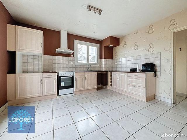 Maison vente à La Bazouge-du-Désert, Ille-et-Vilaine