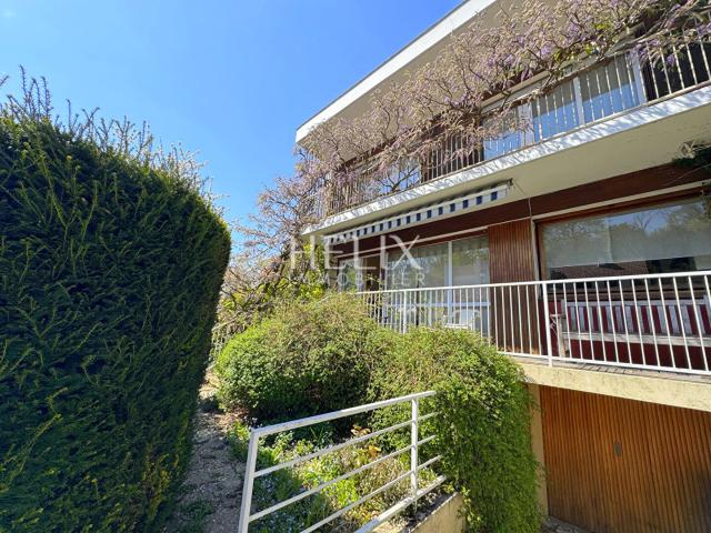 Maison vente à Saint-Germain-en-Laye, Le Pecq
