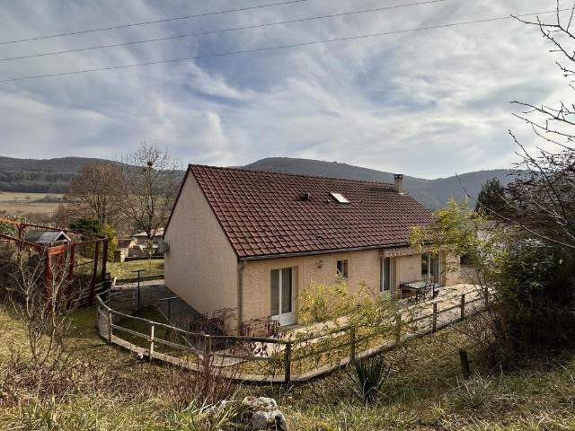 Maison vente à Dijon, Saint-victor-sur-ouche