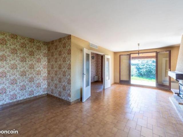 Maison vente à Mâcon, Davayé