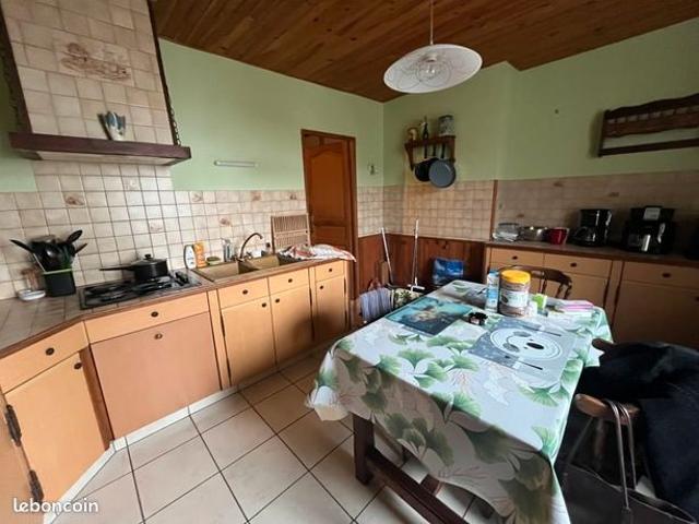 Maison vente à Aubusson, La Courtine