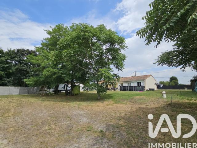 Maison vente à Saint-Aubin-de-Blaye, Gironde
