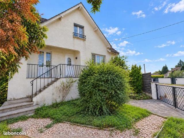 Maison vente à Saint-Rémy-en-Rollat, Allier