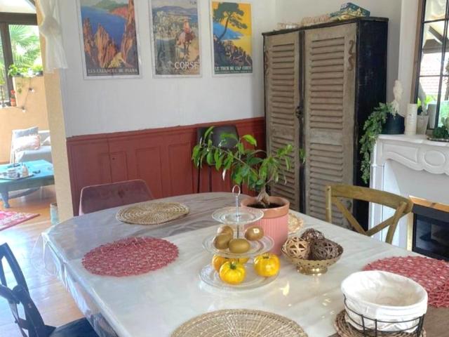 Maison vente à Sens, Champigny