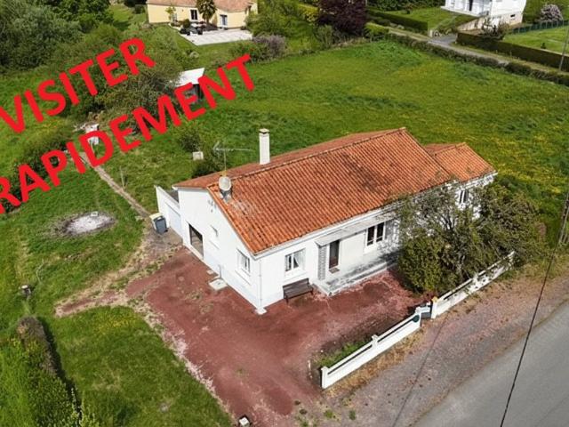Maison vente à L'Aubertière, Vernoux-en-Gâtine