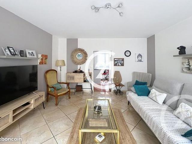 Maison vente à Cognac, Charente