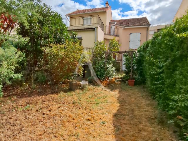Maison vente à Village Plaine Gare, Rueil-Malmaison