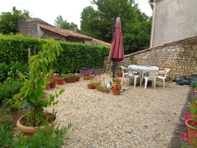 Maison vente à Mosnac, Chez Demars