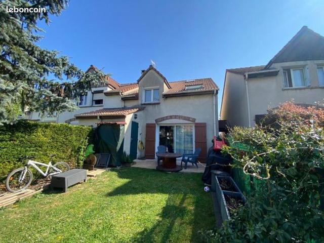 Maison vente à Gournay-sur-marne, Martinique