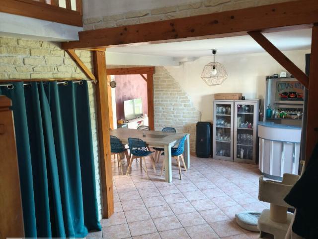 Maison vente à La Cornière, Caulnes
