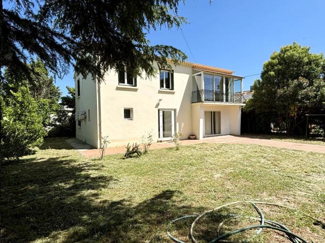 Maison vente à Arles