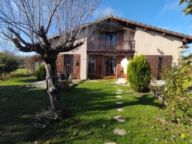 Maison vente à Mirande, Barcelonne-du-gers
