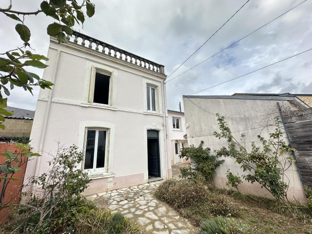Maison vente à Saint-Pavin-des-Champs, Le Mans