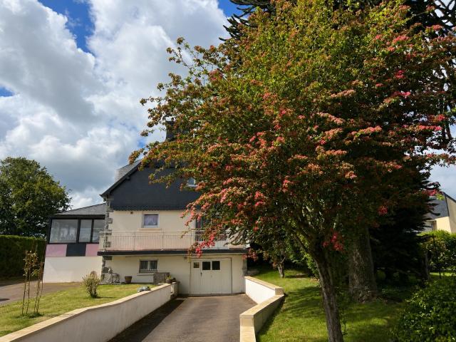 Maison vente à Guingamp, Bretagne