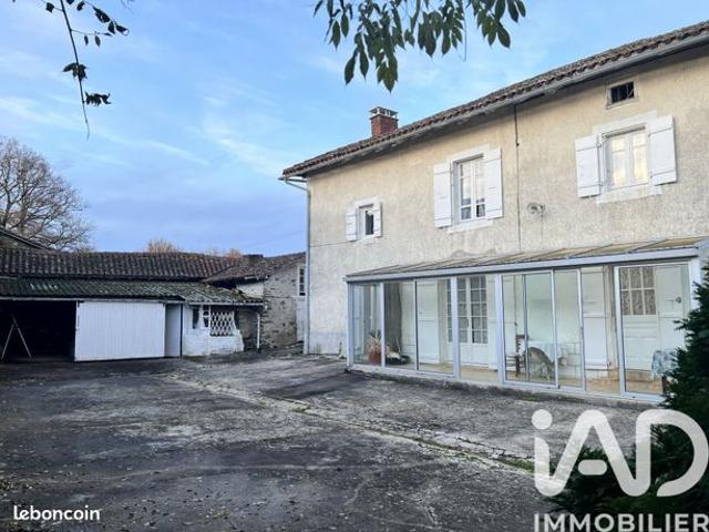 Maison vente à Rochechouart, Oradour-sur-vayres