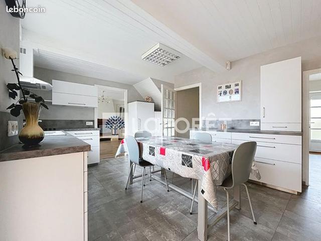 Maison vente à Bressuire, Nueil-les-Aubiers
