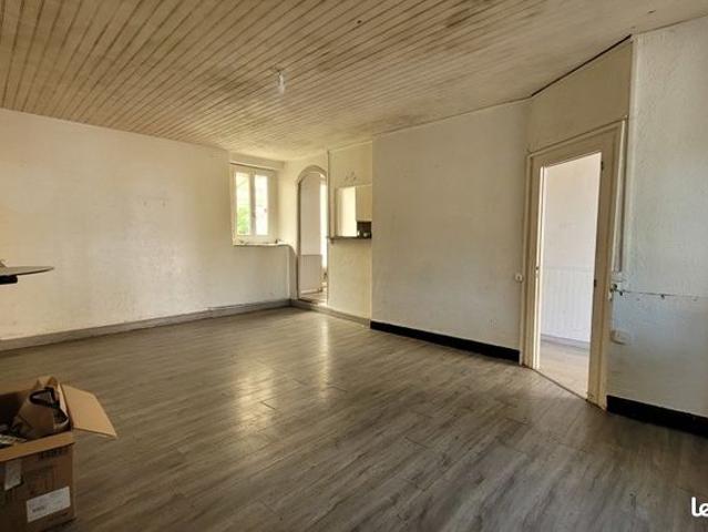 Maison vente à Bagnères-de-Bigorre, Montgaillard