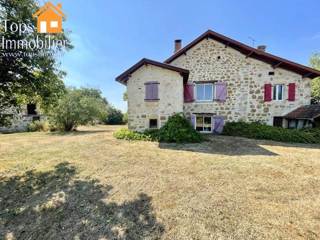 Maison vente à Villefranche-de-Rouergue, Montsalès