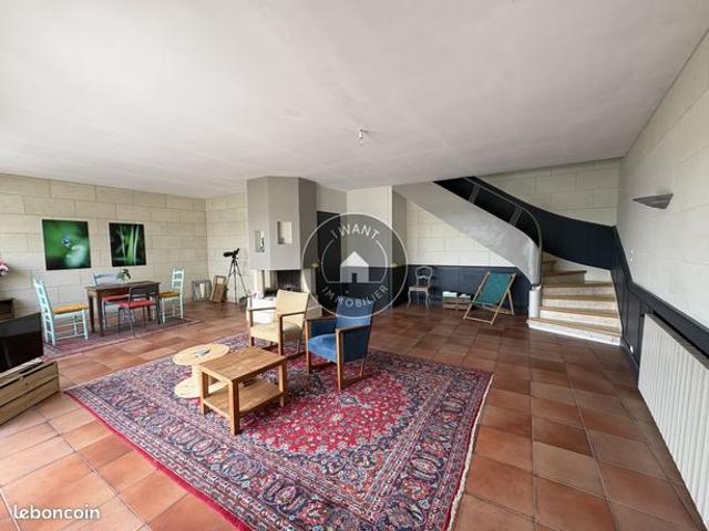 Maison vente à Saumur, Saulgé-l'hôpital