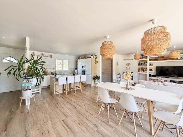Maison vente à Arcachon, Salles