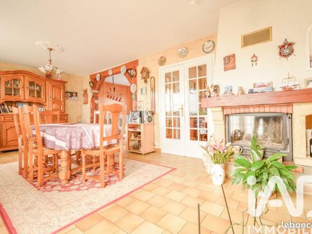 Maison vente à Rouen, Buchy