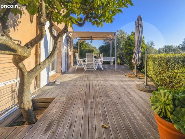 Maison vente à Arrondissement de Toulon, Hyères