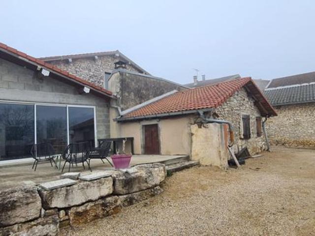 Maison vente à Nantua, Jujurieux