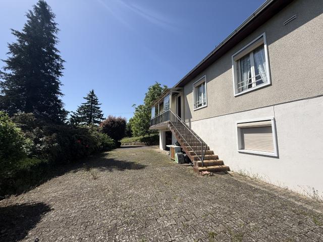 Maison vente à Roanne, Combre