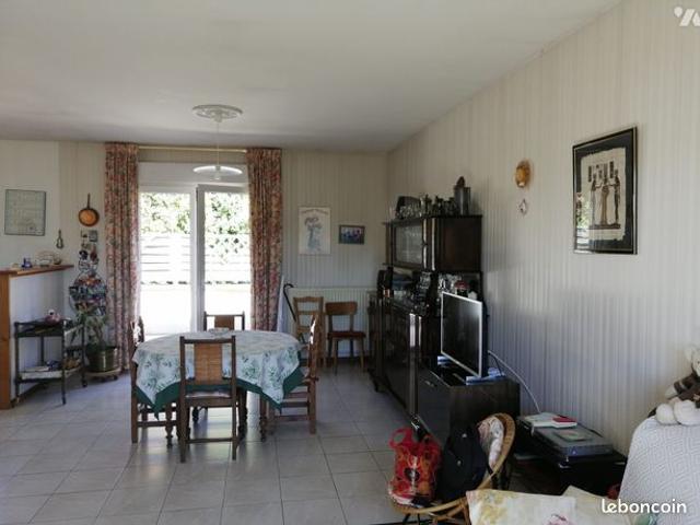 Maison vente à Lisieux, Hiéville