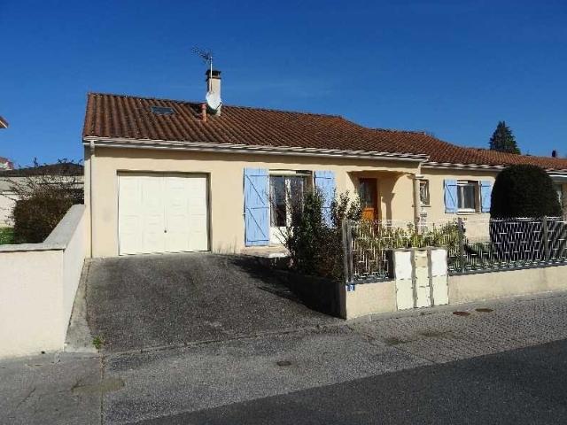Maison vente à Rochechouart, Saint-junien