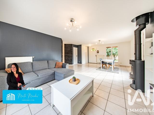Maison vente à Les Chartonnes, Sury-le-Comtal