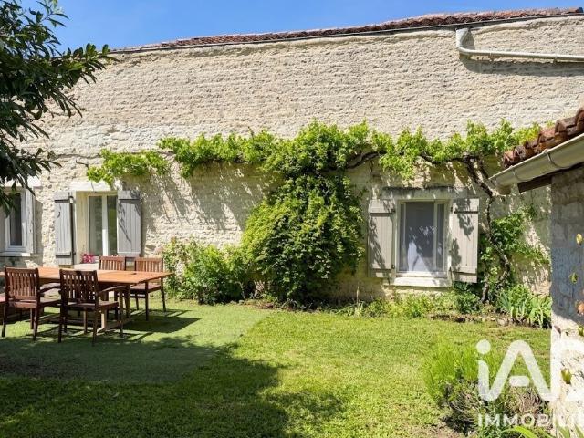 Maison location à Confolens, Ambérac