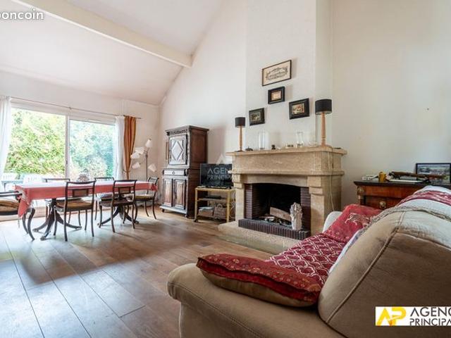 Maison vente à Saint-Germain-en-Laye, Le Mesnil-le-roi