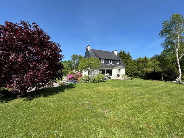 Maison vente à Trolann, Ergué-Gabéric