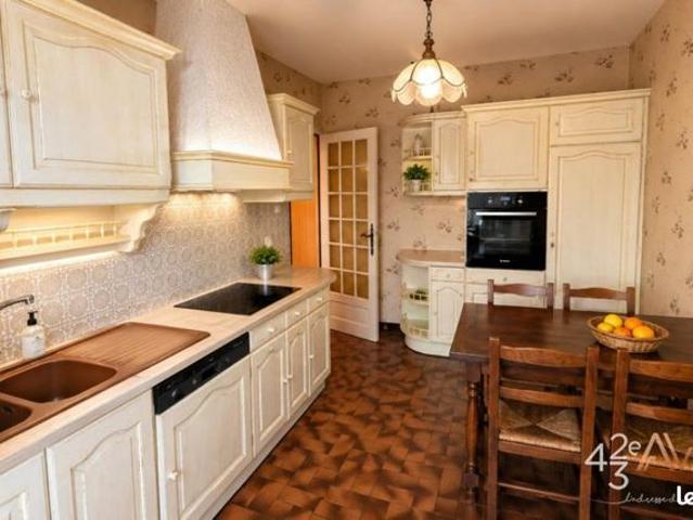 Maison vente à Saint-Étienne, Roche-la-molière