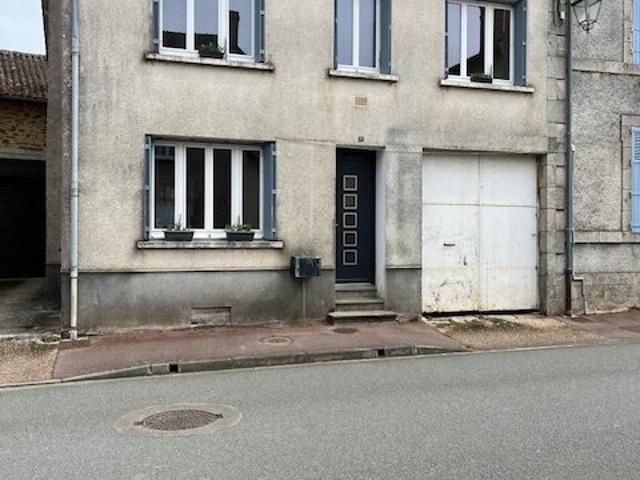 Maison vente à Rochechouart, Cussac