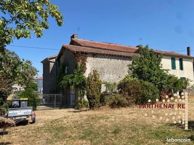 Maison vente à Pougne-Hérisson, Deux-Sèvres