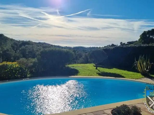 Maison vente à Arrondissement de Toulon, La Londe-les-maures