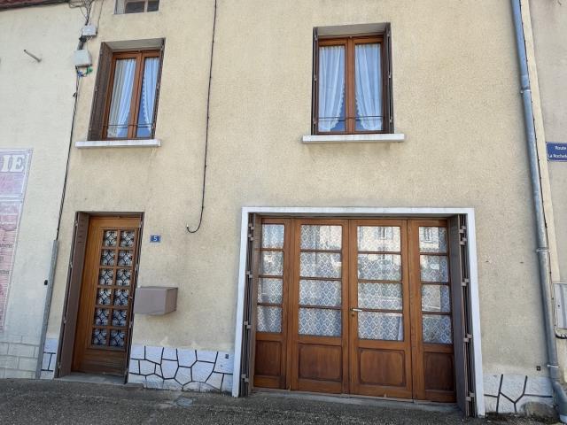 Maison vente à Confolens, Massignac