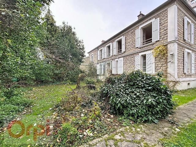 Maison vente à Antony, Châtillon