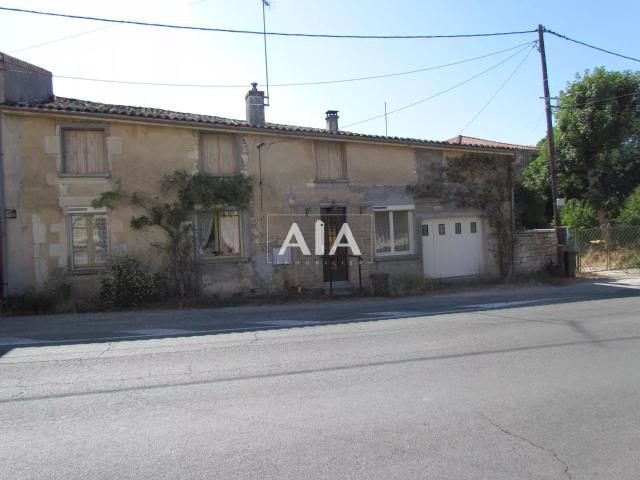 Maison vente à Confolens, Fontclaireau
