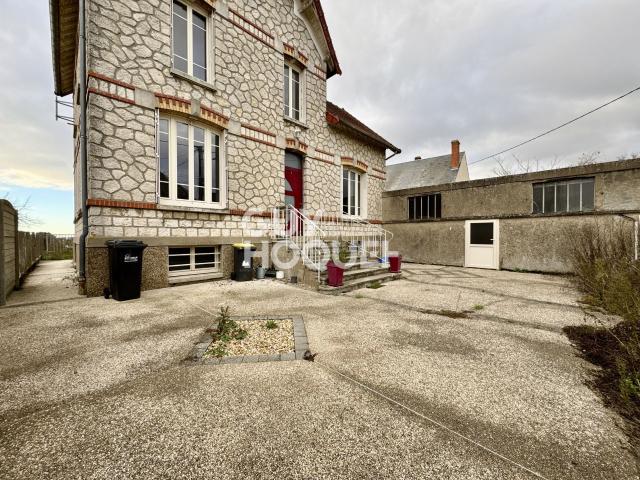 Maison vente à Pithiviers, Bazoches-les-gallerandes