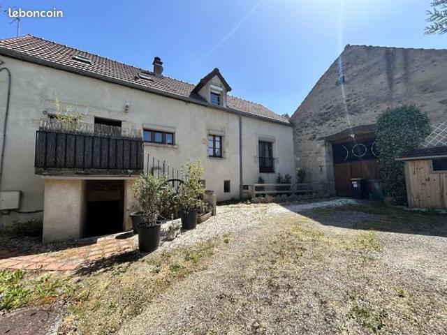Maison vente à Ussel, Saint-rémy