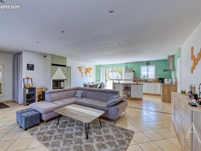 Maison vente à Bourg-en-Bresse, Saint-etienne-du-bois