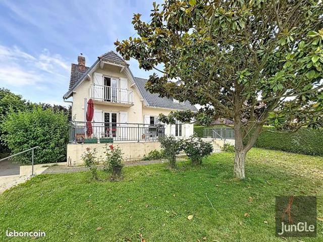 Maison vente à Rouen, Franqueville-saint-pierre