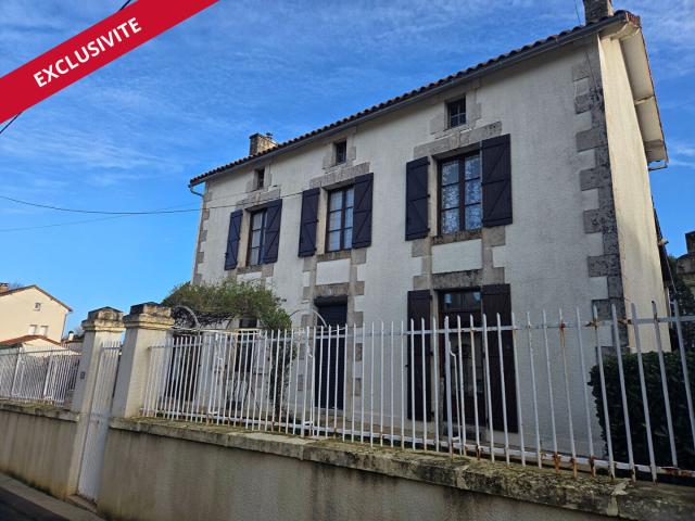 Maison vente à Montmorillon, Civray