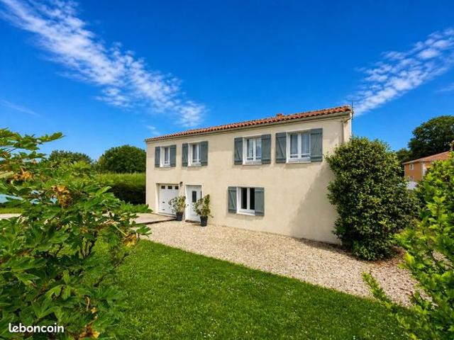 Maison vente à Angoulême, Aignes-et-puypéroux