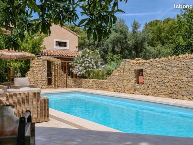 Maison vente à Forcalquier, Le Castellet