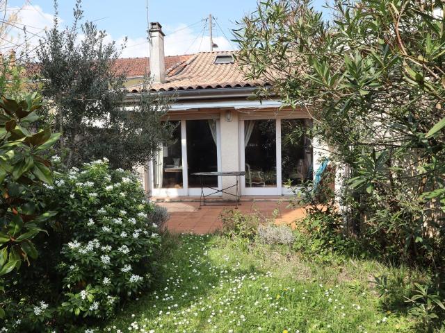Maison vente à Les Pins-Francs, Bordeaux